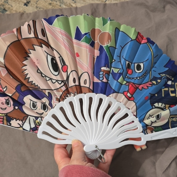 Labubu Hand With Keychain - Picture 4 of 4